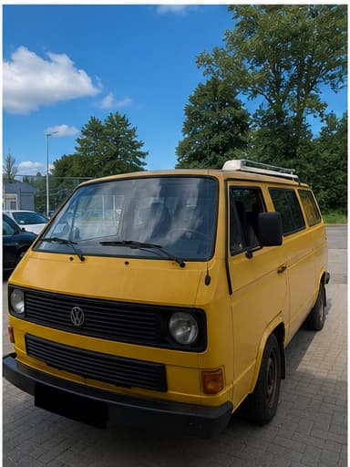 VW Transporter in der Prüfhalle